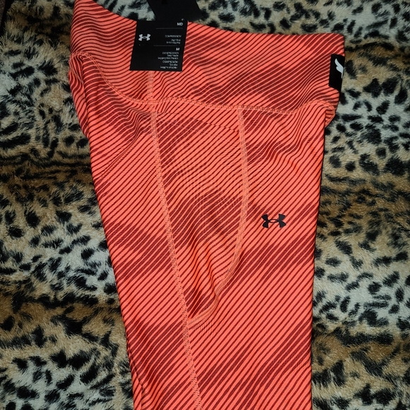 Under Armour Leggings - Picture 2 of 16